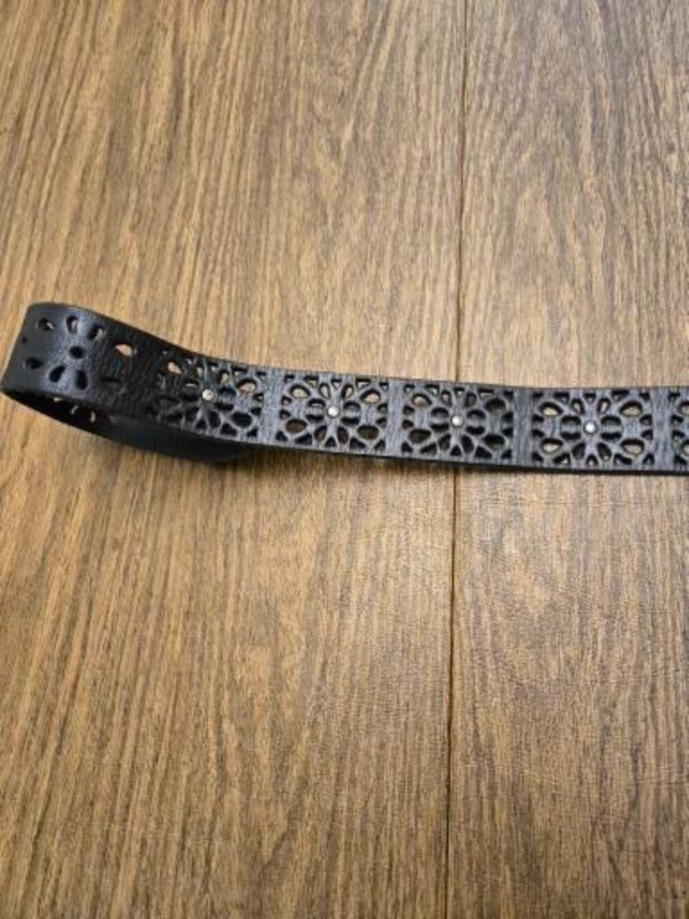 LUCKY BRAND Women's Black Leather Laser Cut Studded Belt w/Silver Buckle Medium - Picture 6 of 10